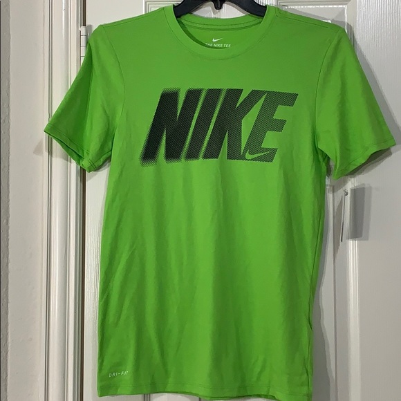 Nike Other - NIKE MEN’s TEE Shirt - Size S